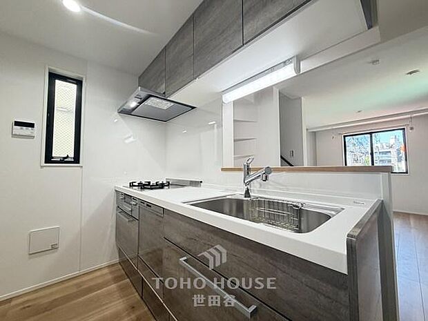 令和7年10月完成♪全部屋2面採光の明るいお部屋です◇仕様設備充実◇駅まで徒歩7分