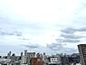 周辺：7階部分、角部屋住戸♪三方角部屋につき、陽当たり・通風良好です◇ペット飼育相談可