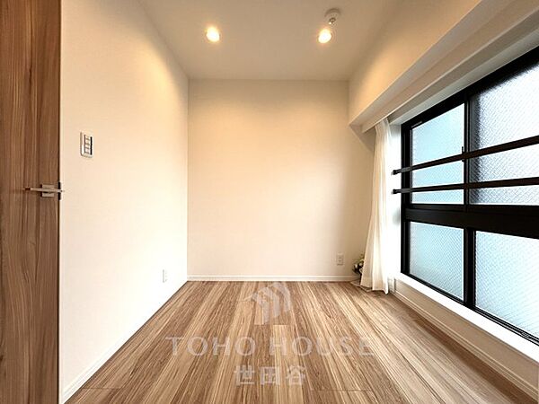 南西向き・角部屋住戸全室採光あり駅まで徒歩2分宅配ボックスオートロック・防犯カメラ