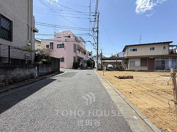 建築条件なし。お好きなハウスメーカーでご建築いただけます。前面南道路駅まで徒歩5分