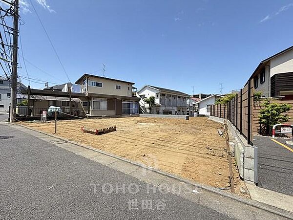 建築条件なし。お好きなハウスメーカーでご建築いただけます。前面南道路駅まで徒歩5分