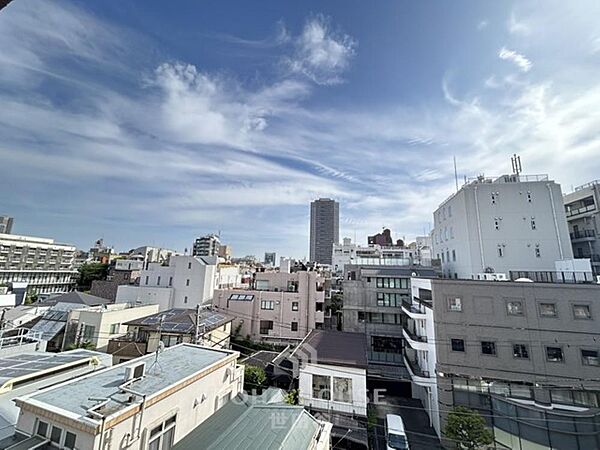 新規リノベーション(26年4月完工)駅まで徒歩8分。仕様設備充実。是非お気軽にお問い合わせください。