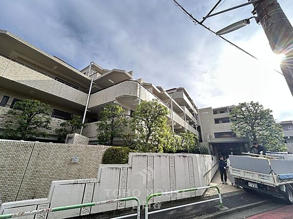 新規リノベーション(26年6月完工)陽当り良好◎仕様設備充実。是非お気軽にお問い合わせください。