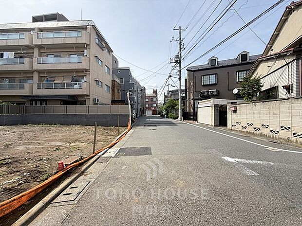 駅まで徒歩5分!建築条件付き売地。是非お気軽にお問い合わせください。