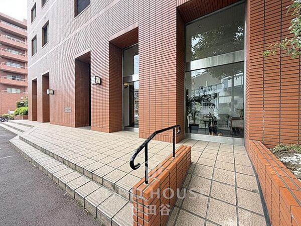 エントランスを拡大表示