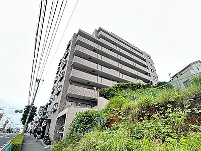 外観：リノベーション(26年4月完工)生活に便利な住環境！是非お気軽にお問い合わせください。