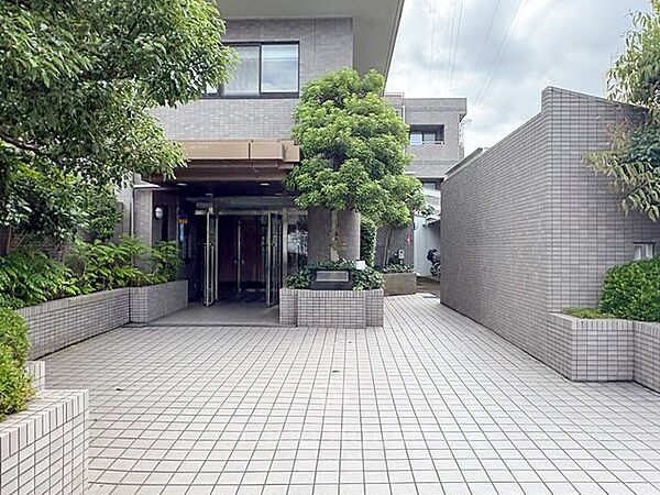 新規リノベーション物件！南向き・陽当り良好です。是非お気軽にお問い合わせください。