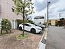 駐車場：新規リノベーション(26年9月完工)南向き住戸。スーパーまで徒歩1分。是非お気軽にお問い合わせください