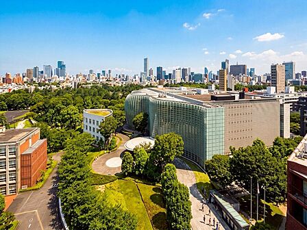 2023年リフォーム履歴あり13階角住戸のため眺望良好です。是非お気軽にお問い合わせください。