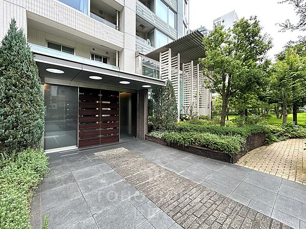 新規リノベーション物件です！閑静で小高い丘に建つタワーレジデンス！是非お気軽にお問い合わせください
