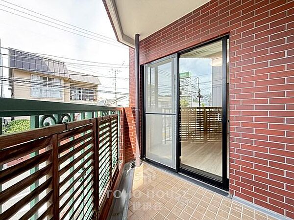 新規リノベーション(26年6月完工)「世田谷」駅まで徒歩5分の立地。是非お気軽にお問い合わせください。
