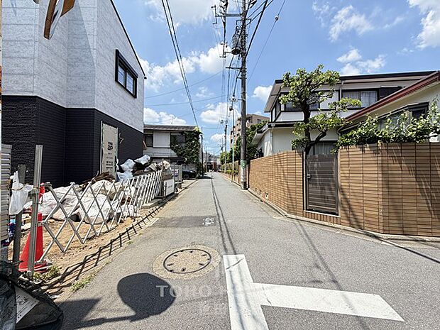 全3棟、2026年7月完成です!仕様設備充実♪複数路線利用可能!是非お気軽にお問い合わせください
