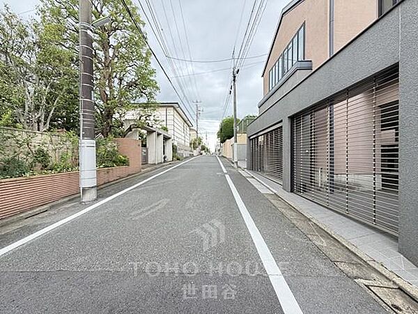 「尾山台」駅まで徒歩5分。土地120坪えです。解体更地渡し応相談
