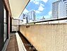 バルコニー：新規リノベーション物件です。角部屋住戸。全室採光あり。是非お気軽にお問い合わせください