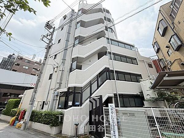 リノベーション物件です。エアコン1台付き。南向き・ペット飼育相談可。是非お気軽にお問い合わせください。