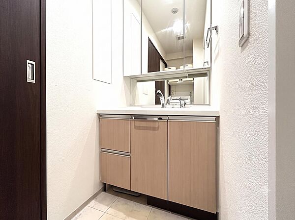 2020年8月リフォーム完工。最上階・角部屋。陽当り・眺望良好◎是非お気軽にお問い合わせください。