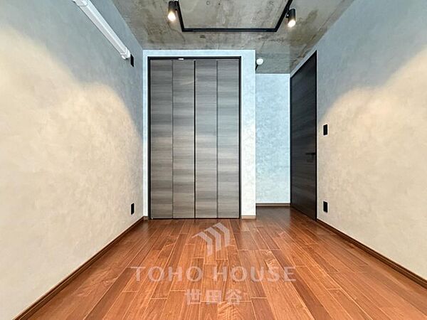 新規リノベーション(26年7月完工)メゾネットタイプ住戸。是非お気軽にお問い合わせください。