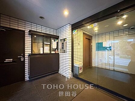 駅まで徒歩6分の立地です。バス・トイレ別。オートロック付き。事務所利用可。是非お気軽にお問い合わせください。