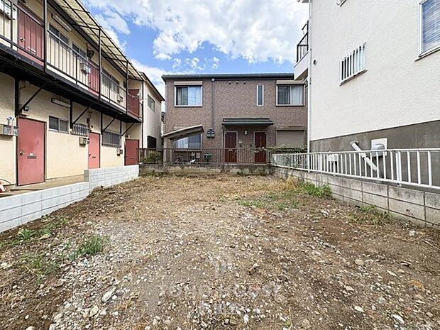 26年12月完成!3階建・全居室収納!ビルトイン車庫付き。是非お気軽にお問い合わせください