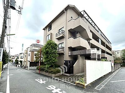 外観:リノベーション(26年7月完工)最上階×南東角部屋。ルーフバルコニー付き。是非お気軽にお問い合わせください 外観:リノベーション(26年7月完工)最上階×南東角部屋。ルーフバルコニー付き。是非お気軽にお問い合わせください