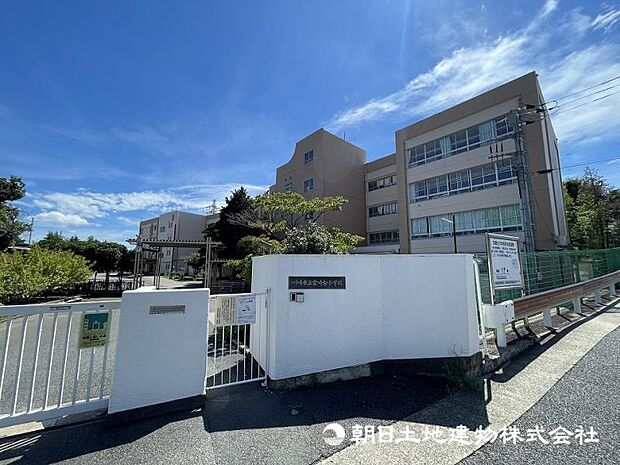 川崎市立宮崎中学校まで約290m