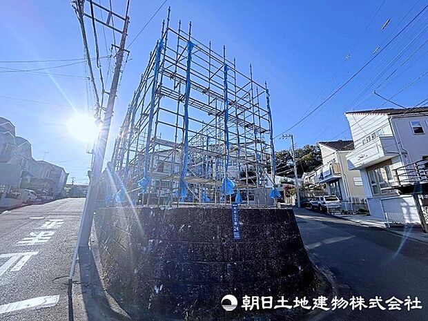 柿生駅まで徒歩12分の通勤通学に便利な好立地!