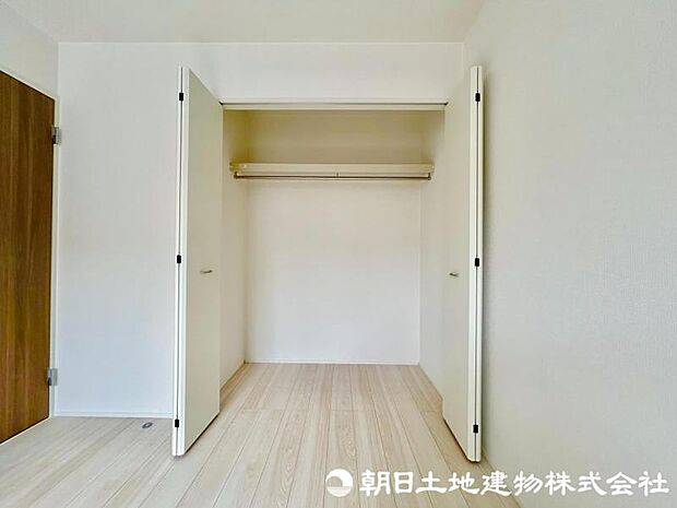 普段使いのお洋服や小物はもちろん、季節物のお洋服などもしっかりと整理整頓おしまい頂けます。