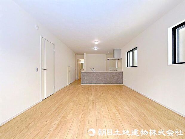 家具の配置がしやすい間取りで、家具の位置をイメージをしながらご見学くださいませ。