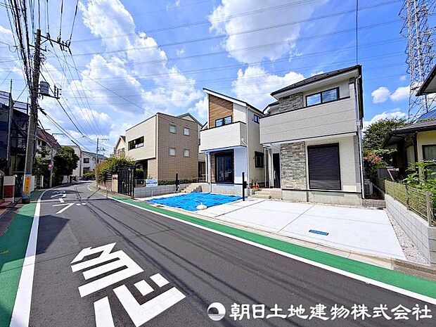 交通量の少ない閑静な住宅街ですので、小さなお子様がいらっしゃるご家庭でも安心してお住まいになれます。