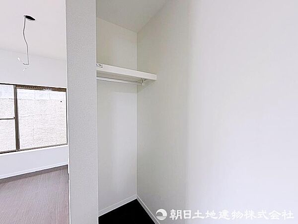 クローゼット付きで整理整頓しやすく、お部屋を広く使え、衣類や荷物もすっきり整理できます。