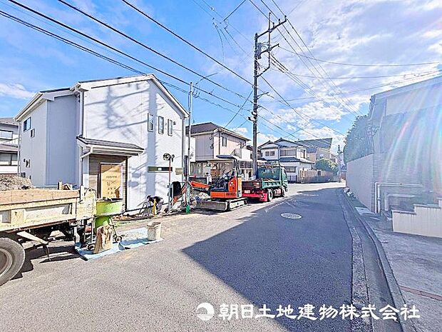 交通量の少ない閑静な住宅街ですので、小さなお子様がいらっしゃるご家庭でも安心です！