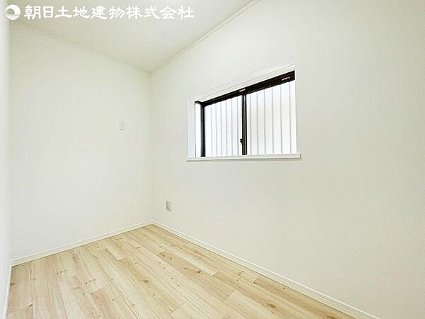 過ぎ行く時間をゆったりと感じることができる落ち着いたお部屋です