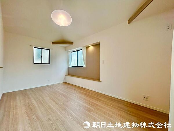 溢れる陽光でご家族の笑顔も輝く