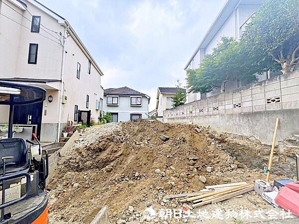 毎日のお散歩も快適な緑に恵まれた閑静な住宅地は、伸び伸びスローライフを叶えてくれます。