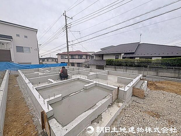 ただいま施工中です。今しばらくお待ちください。