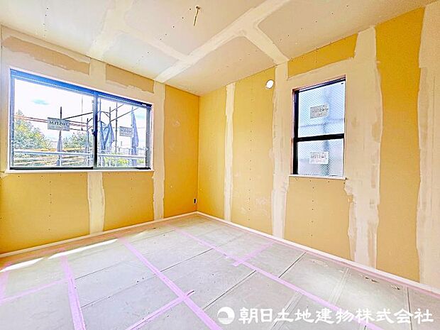 ただいま施工中になります。完成まで今しばらくお待ちください。