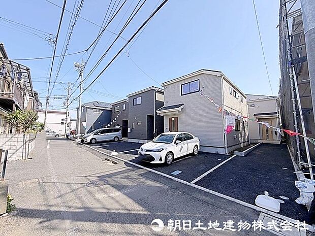 交通量の少ない閑静な住宅街ですので、小さなお子様がいらっしゃるご家庭でも安心してお住まいになれます