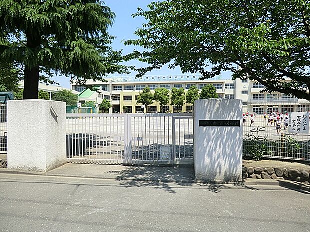 府中第八小学校まで約750m!