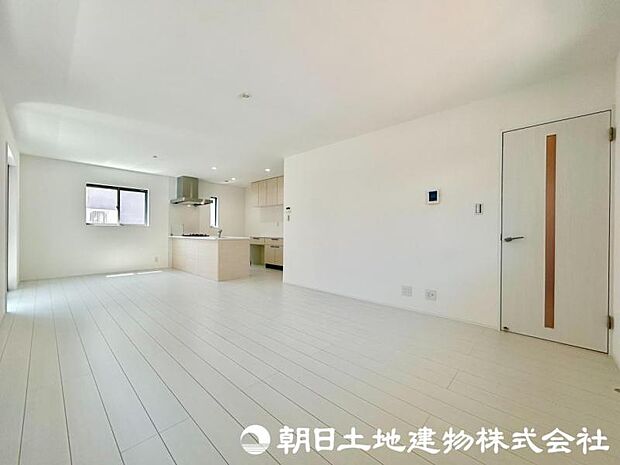 開放感と採光にこだわった20畳のＬＤＫ