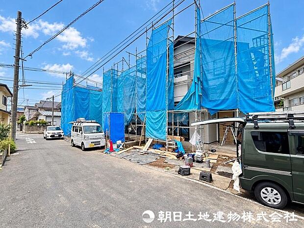 ただいま施工中になります。完成まで今しばらくお待ちください。