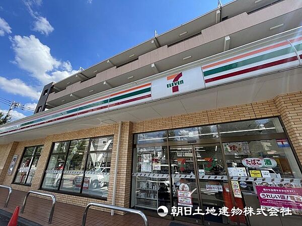 セブンイレブン 川崎蟹ケ谷店まで約460ｍ公共料金の支払いやコピー機利用、日常に欠かせない存在です