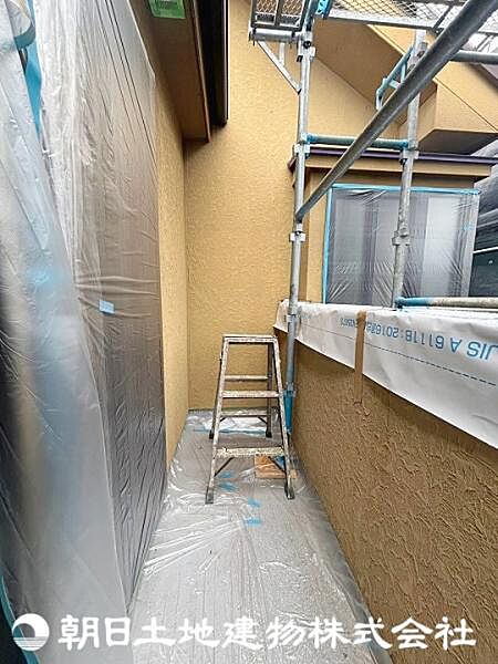 気持ちのいい空が見渡せる広いバルコニー。爽やかな風を感じて、心躍る素敵な暮らしがはじまります！