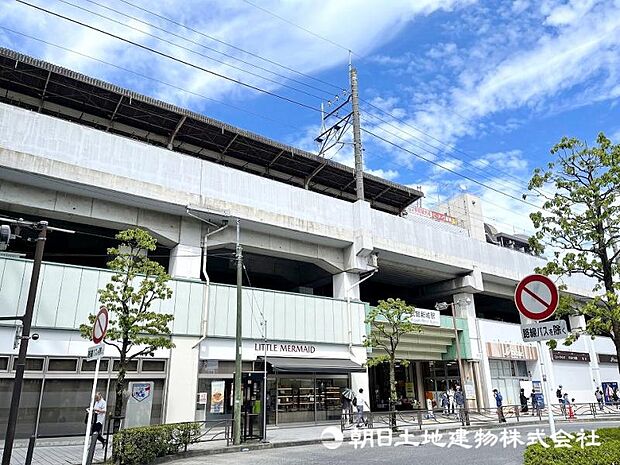 落ち着いた住宅街が広がり、多摩川や等々力緑地など自然も豊かです。