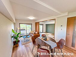 若葉台団地　十日市場駅　　2−21 3LDKのリビング/ダイニング