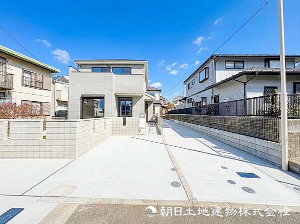 【外観】リビングやお部屋のボリューム感を実際に感じてみて下さい。新しい生活に近づきよりよい環境でのライフワークを応援します