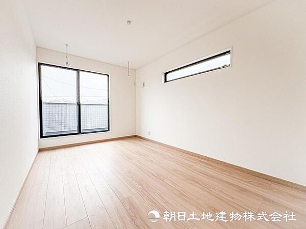 【洋室】生活様式が変化し同じように家具も洋室に合うように作られ個性豊かなお部屋に変身！