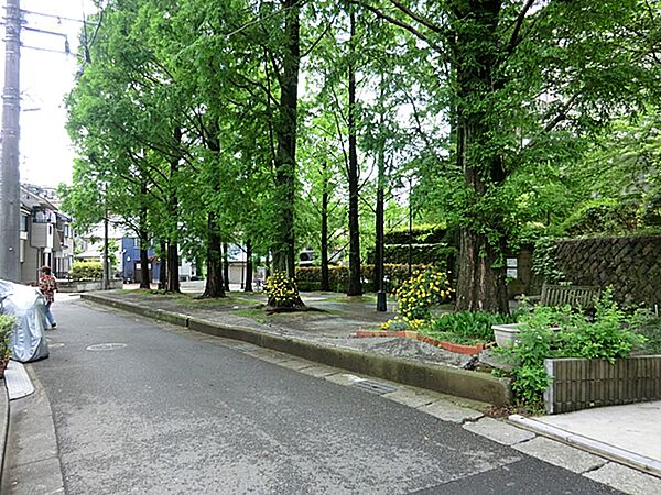 東川島町第二公園350ｍ