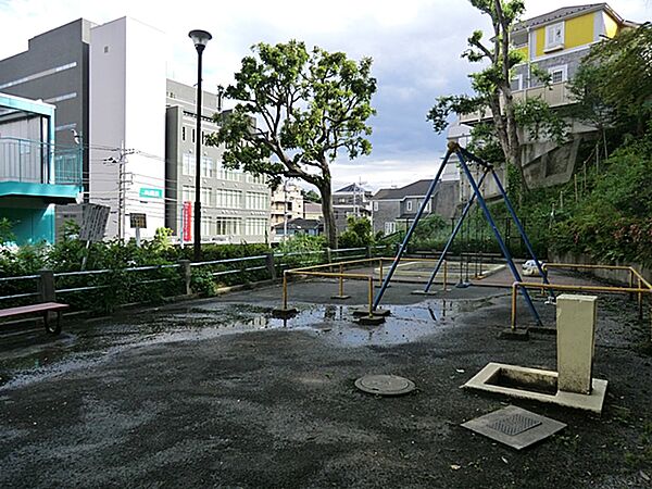 二俣川一丁目公園500ｍ