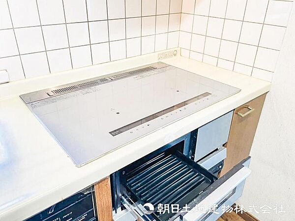 【キッチン】家の中の主役的存在！家族の健康に温かい食事から冷たい飲み物まで重要な役割のキッチンです