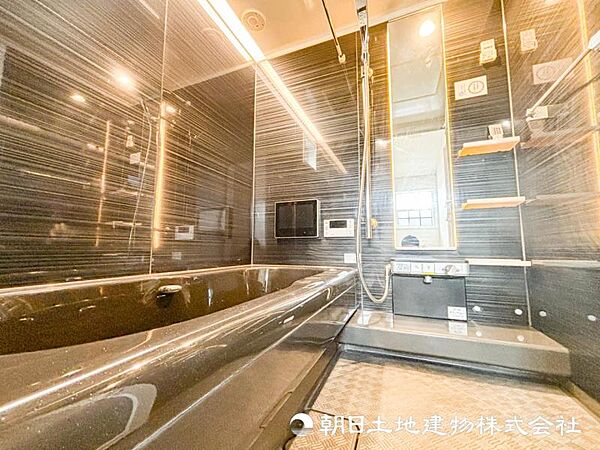 【浴室】明日からまた頑張れるよう心身の調子を整えるためのプライベート空間ですね